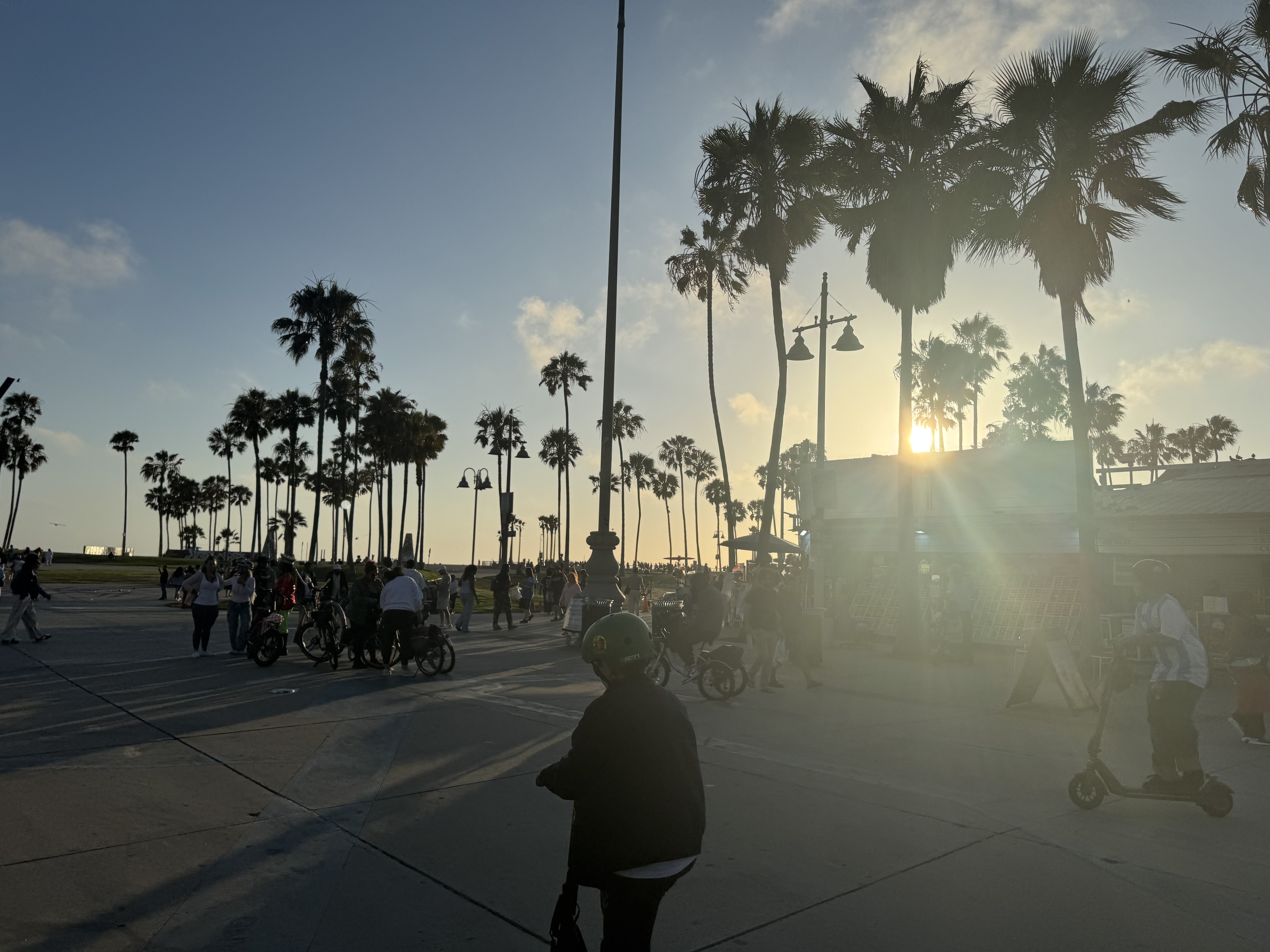 LA