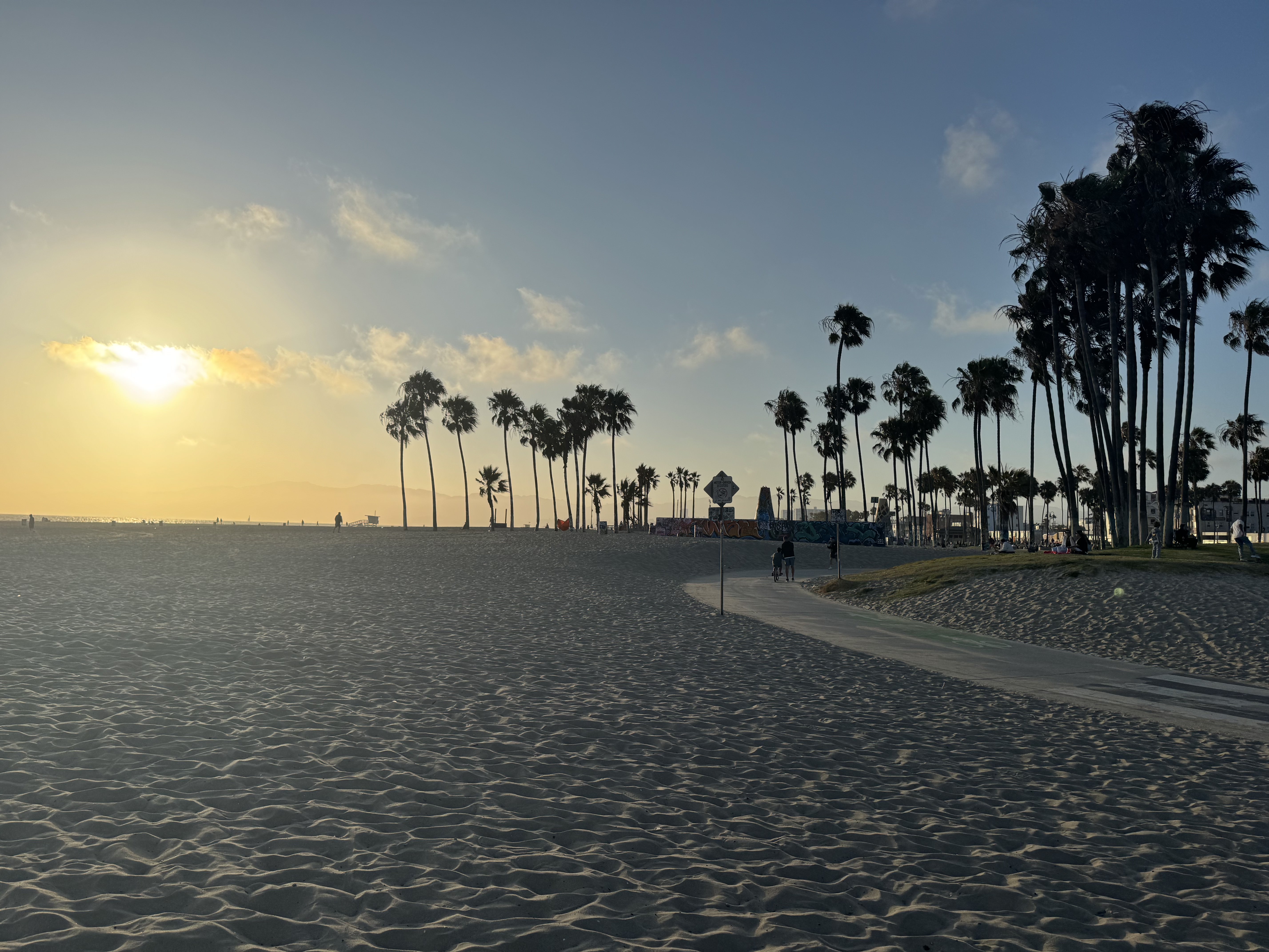 LA